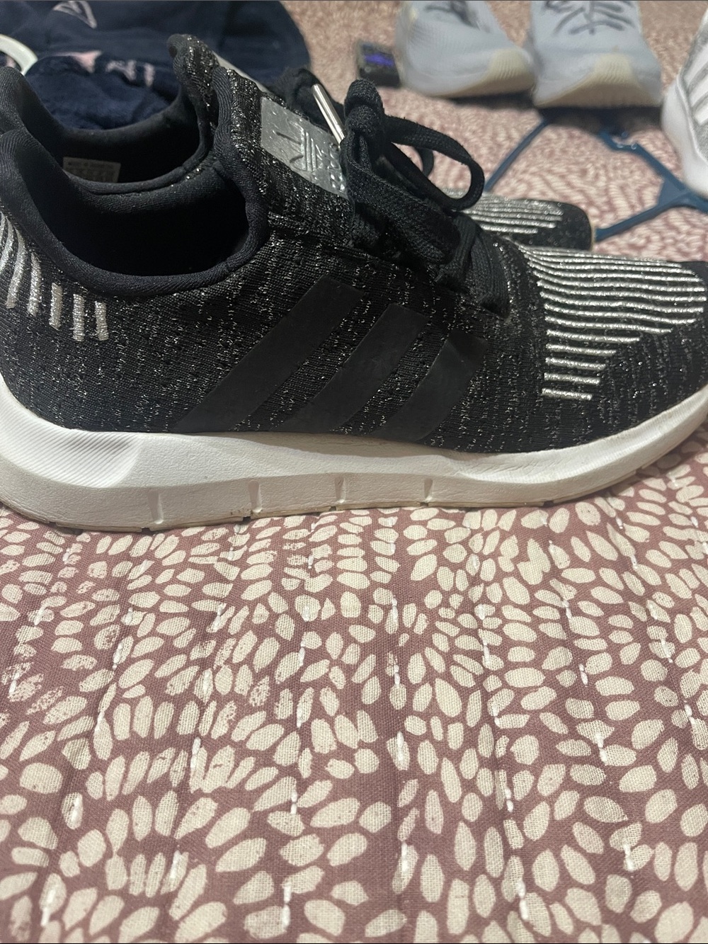 Adidas - Picture 2 of 3